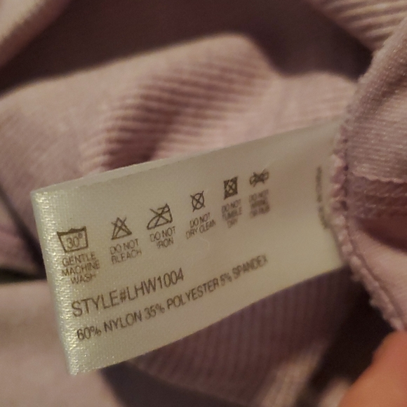 NWOT Light Purple Leggings 💜 - Picture 5 of 5